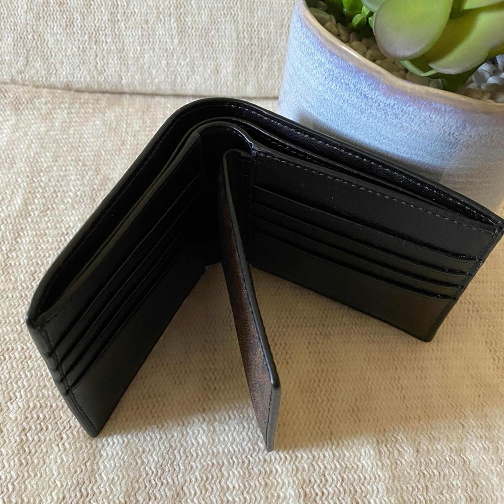 ✨🆕✨Brand New Michael Kors Billfold 3 in 1 Wallet - Picture 4 of 11